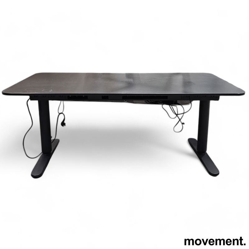 IKEA Bekant skrivebord med - 1 / 2